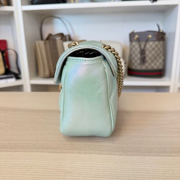 Gucci Iridescent Chevron Matelasse Small GG Marmont Shoulder Iridescent Green - Picture 4 of 10